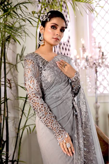 Luxury Un-stitched Saree - SUNNY Embroidery Creations