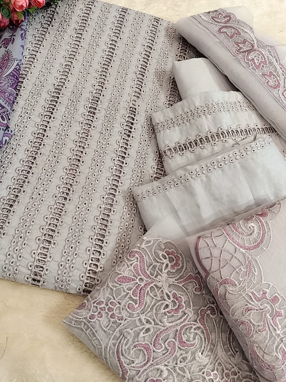 Chikankari Chic