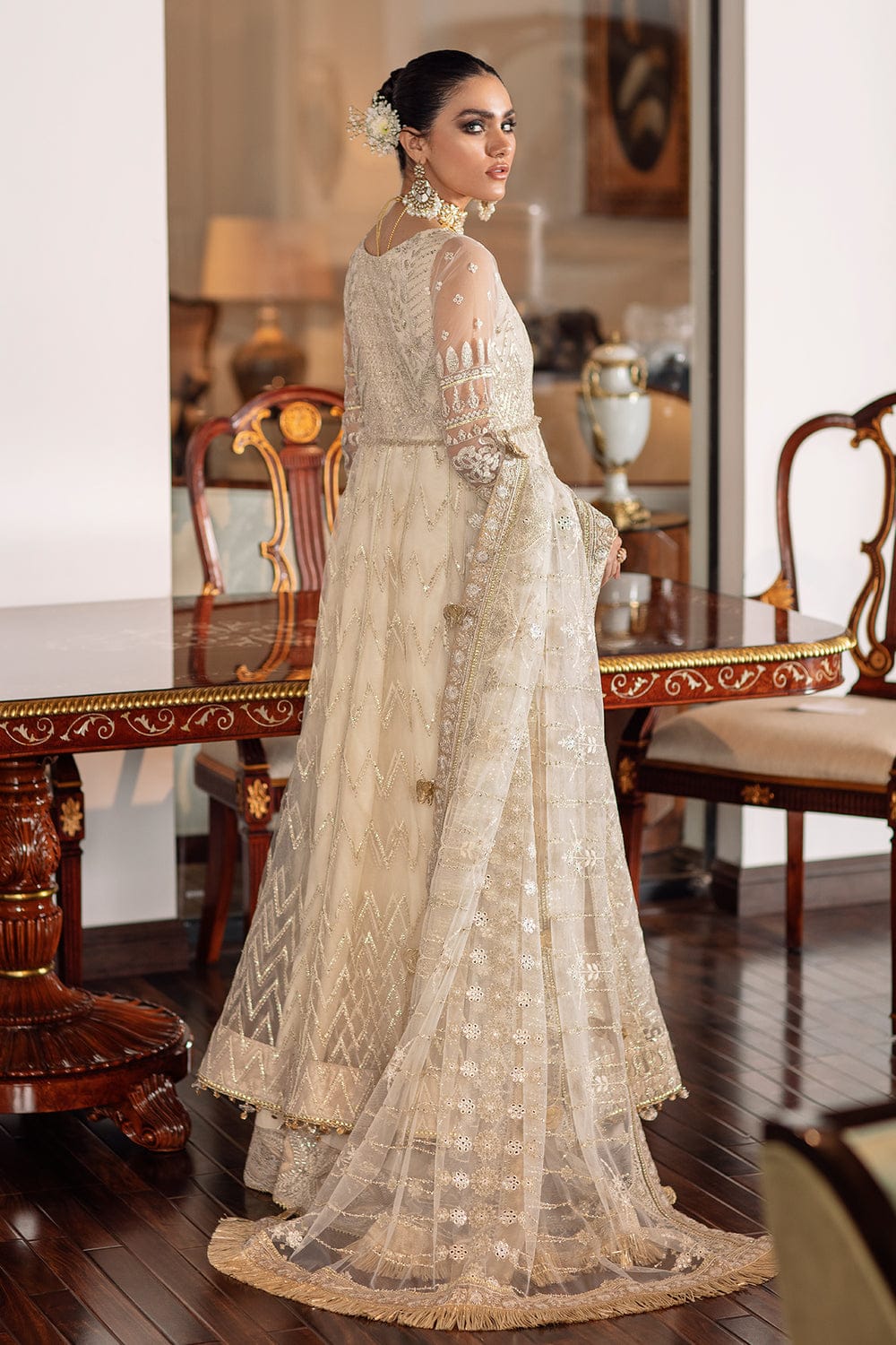 White Gold Elegance