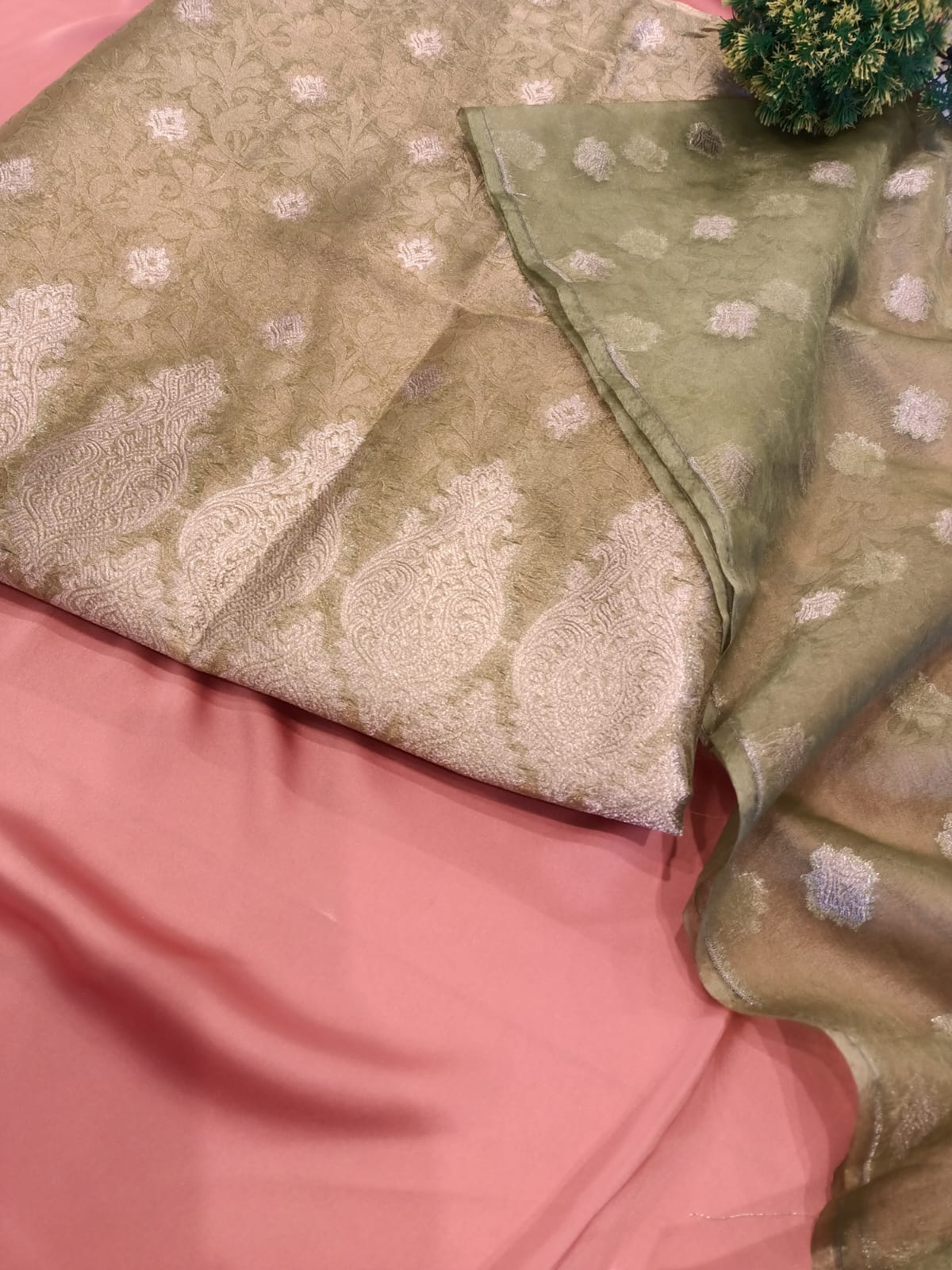 Banarsi Beauty Dress - SUNNY Embroidery Creations