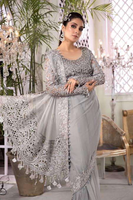 Luxury Un-stitched Saree - SUNNY Embroidery Creations