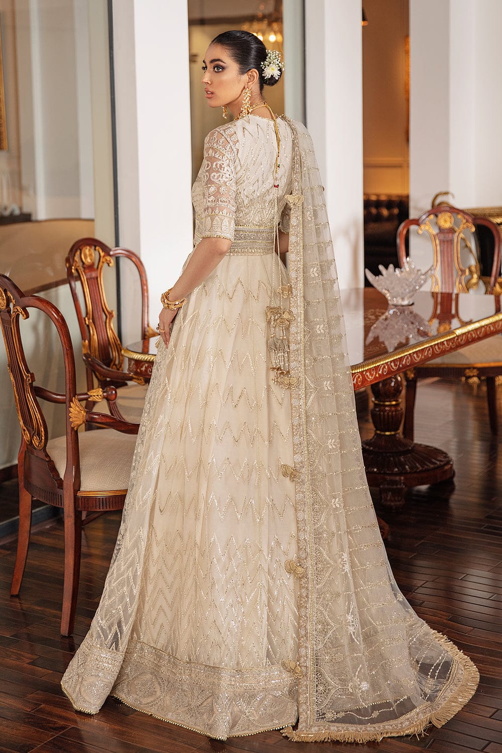White Gold Elegance