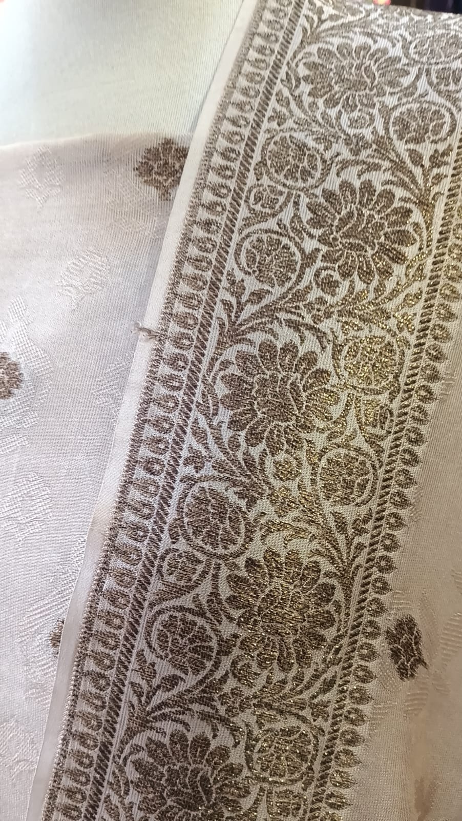 Jamdani Jewel