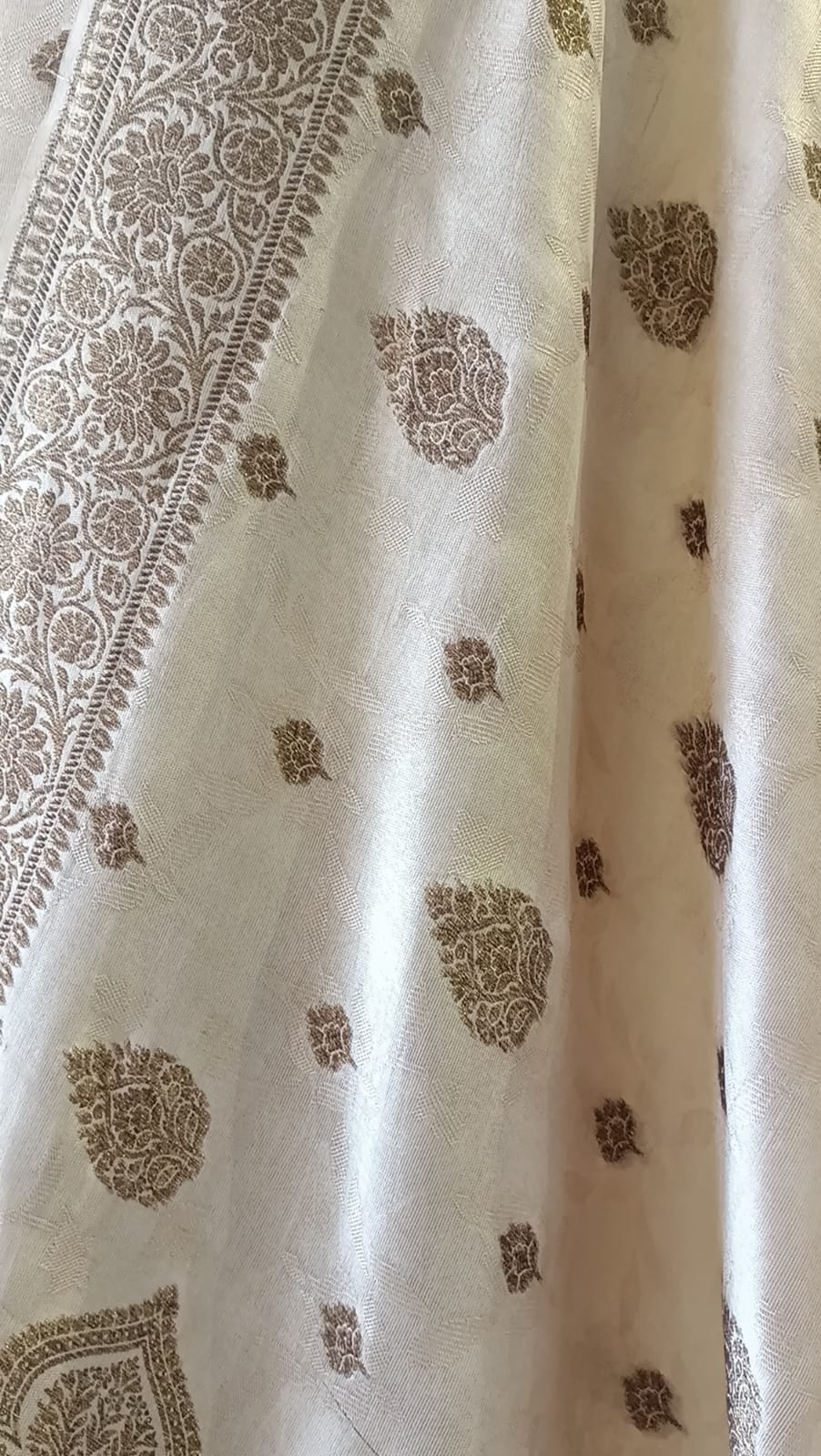 Jamdani Jewel