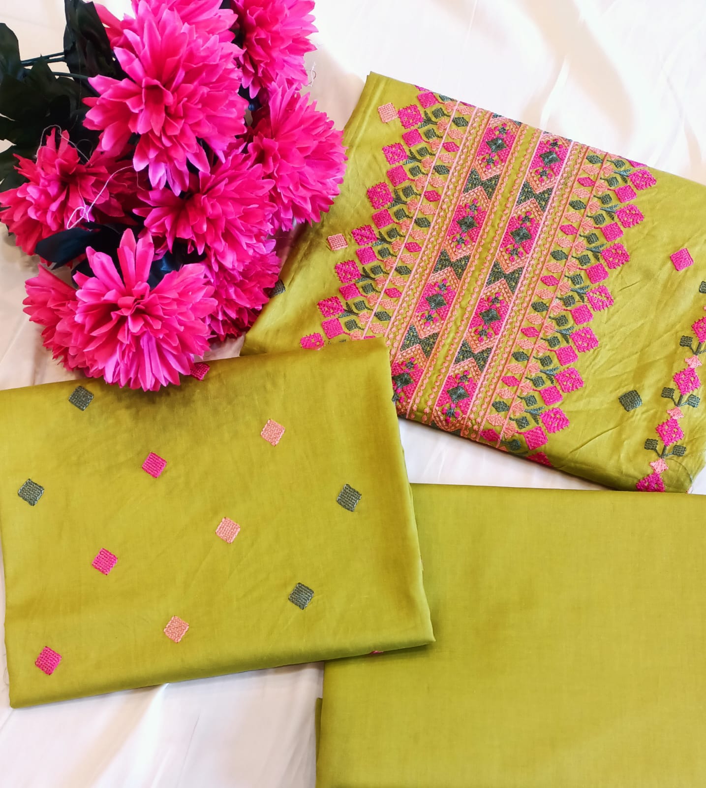 Embroidered Lawn 2PC By Sunny Embroidery