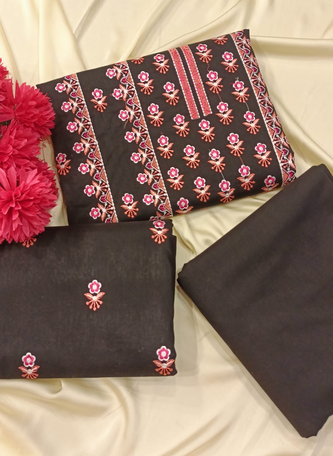 Embroidered Lawn 2PC By Sunny Embroidery