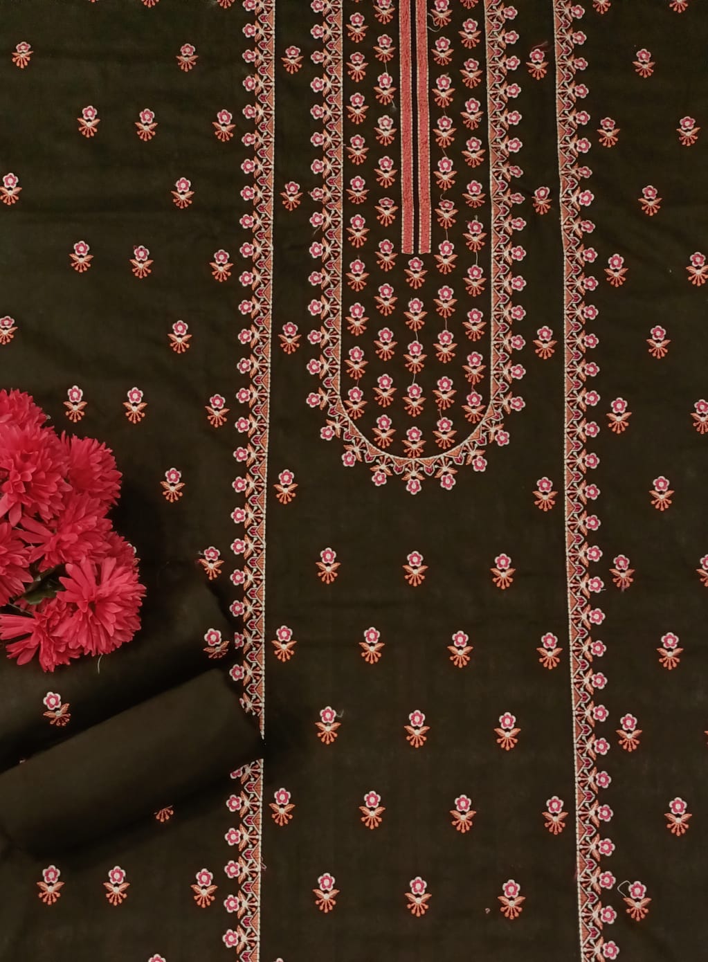 Embroidered Lawn 2PC By Sunny Embroidery