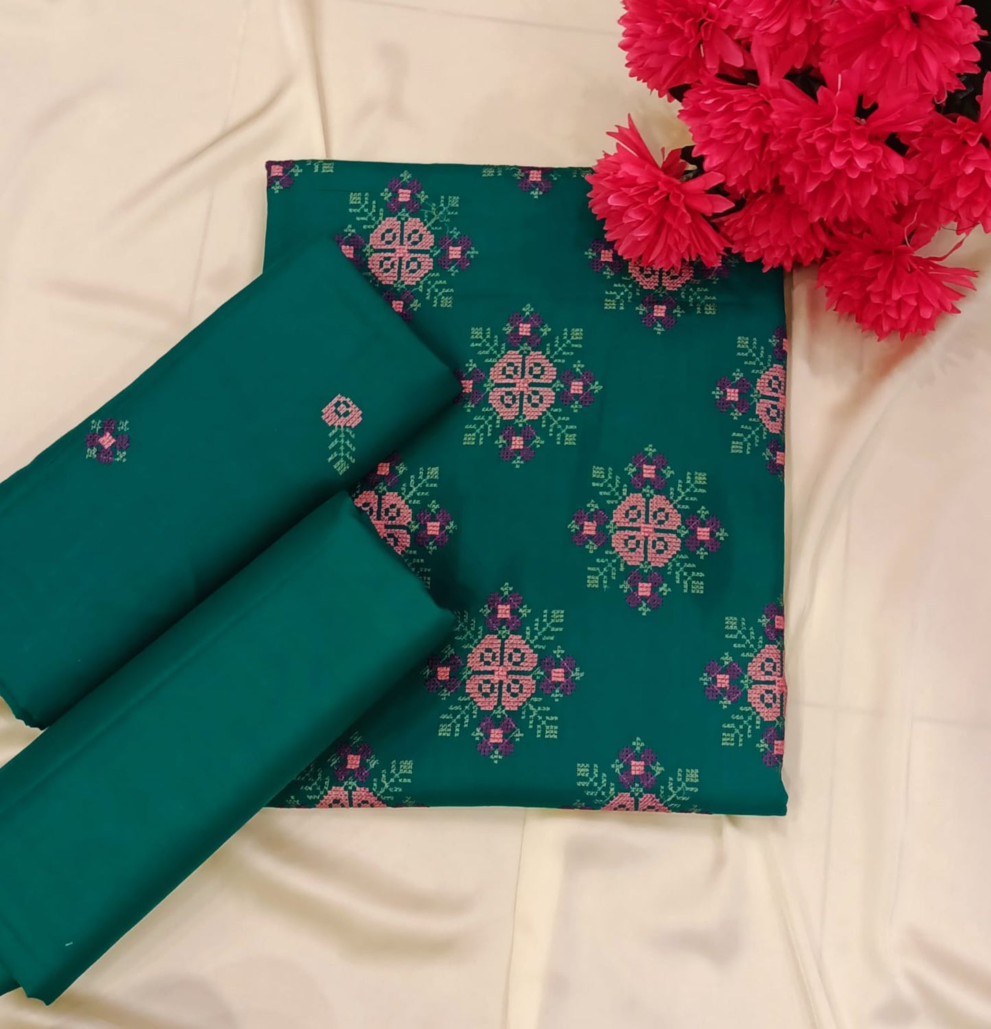 Embroidered Lawn 2PC By Sunny Embroidery