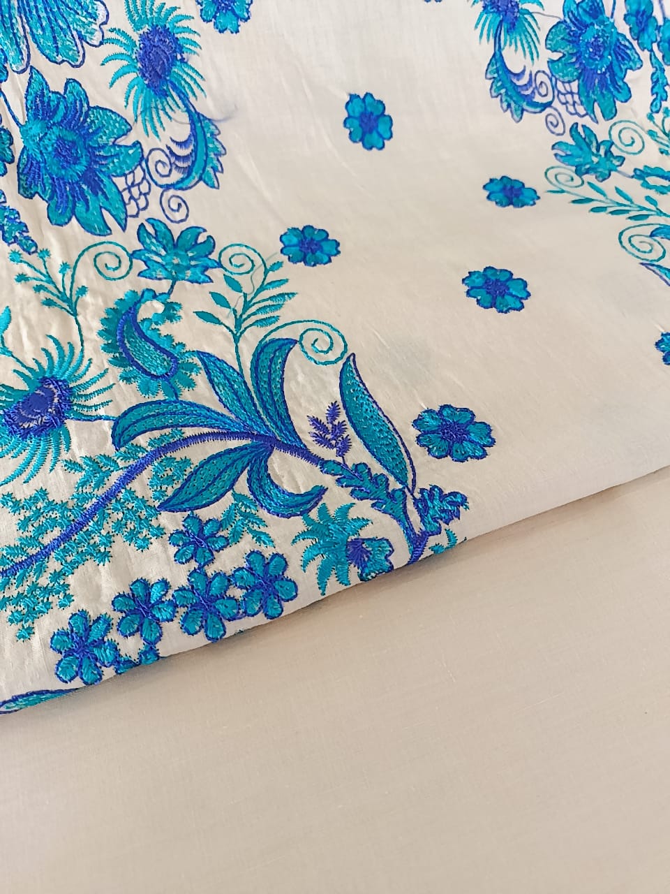 Embroidered Lawn 2PC By Sunny Embroidery