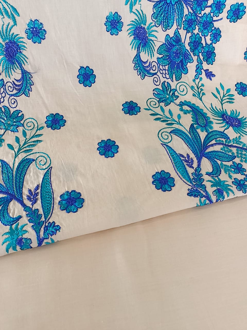 Embroidered Lawn 2PC By Sunny Embroidery