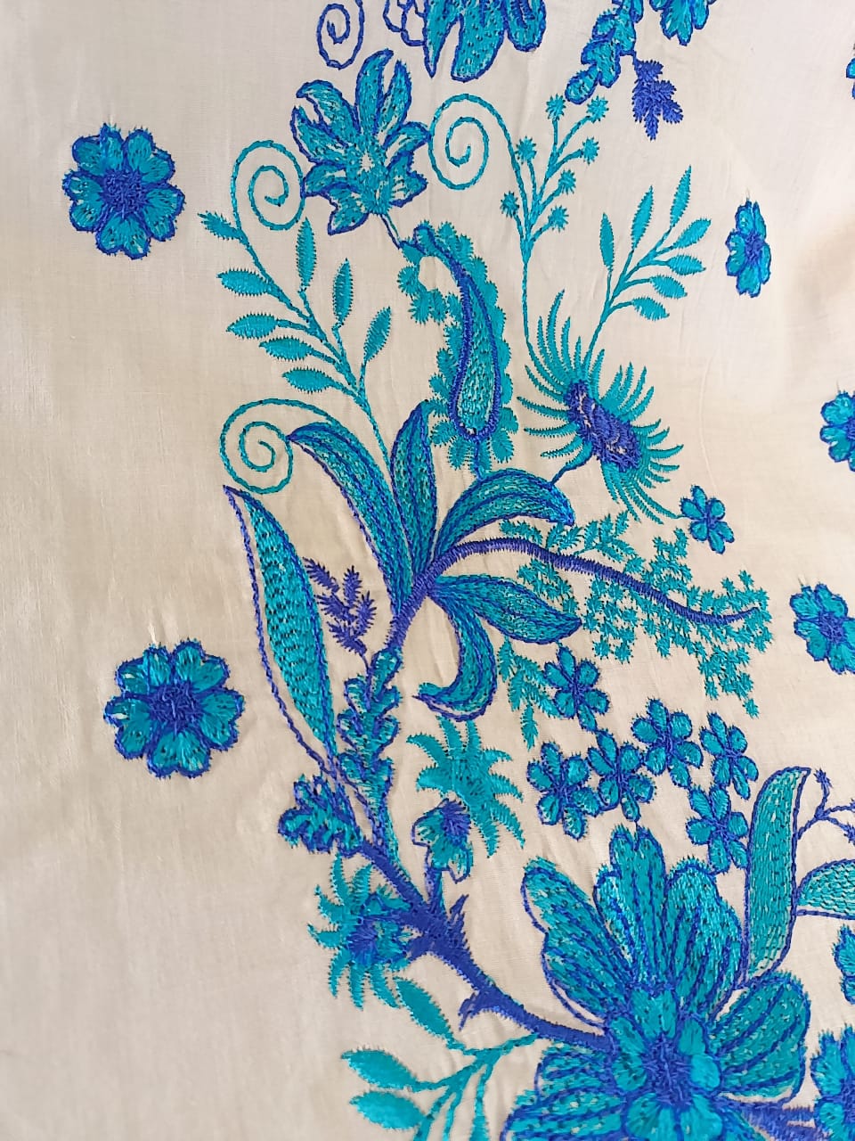 Embroidered Lawn 2PC By Sunny Embroidery