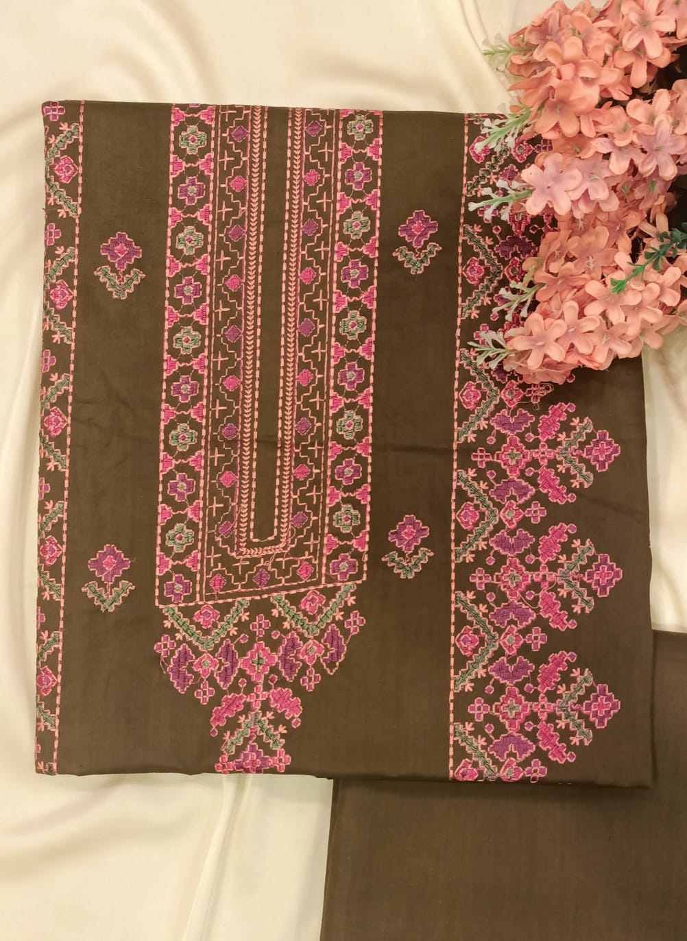 Embroidered Lawn 2PC By Sunny Embroidery