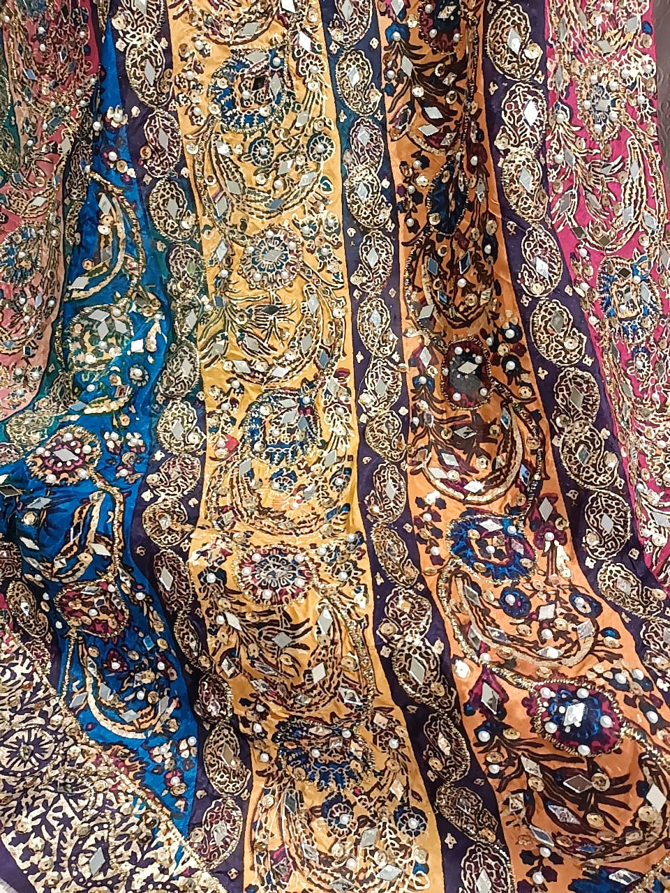 Aaina Embroidered Dupatta - SUNNY Embroidery Creations