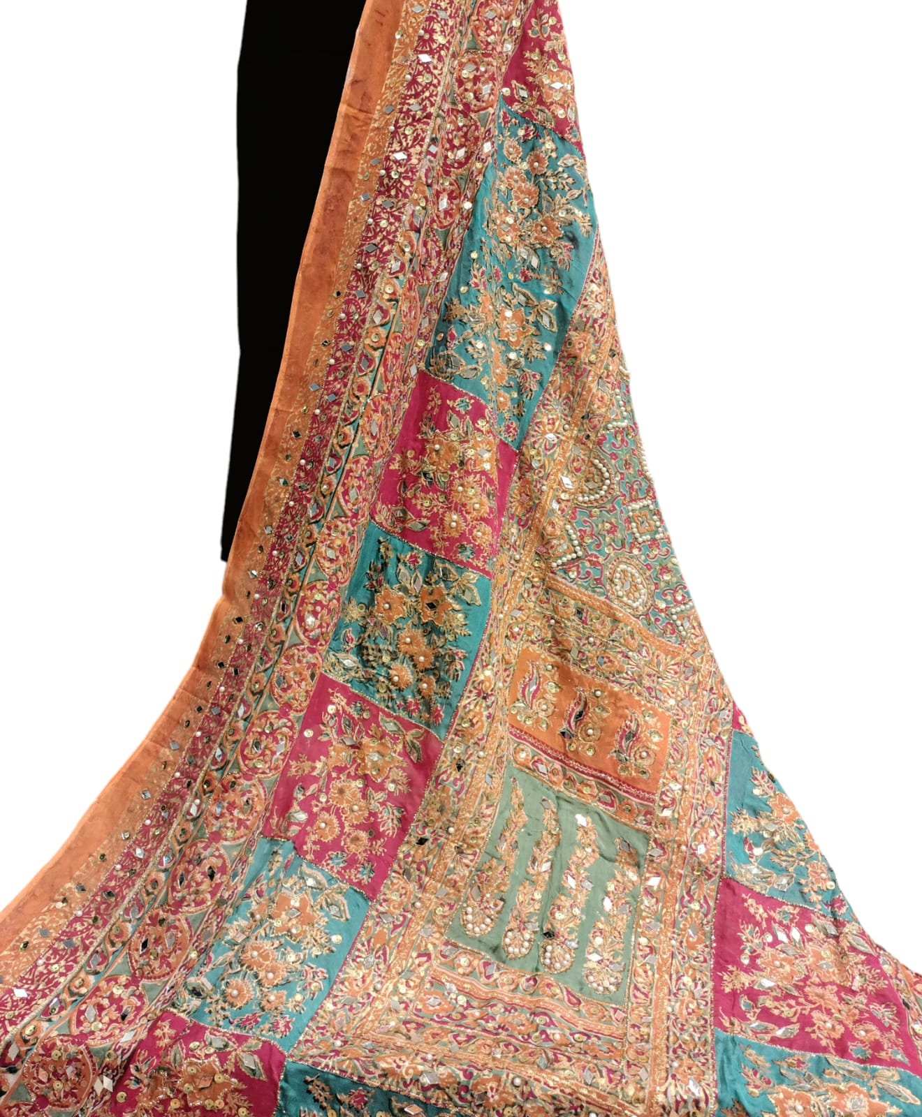 Aaina Embroidered Dupatta - SUNNY Embroidery Creations