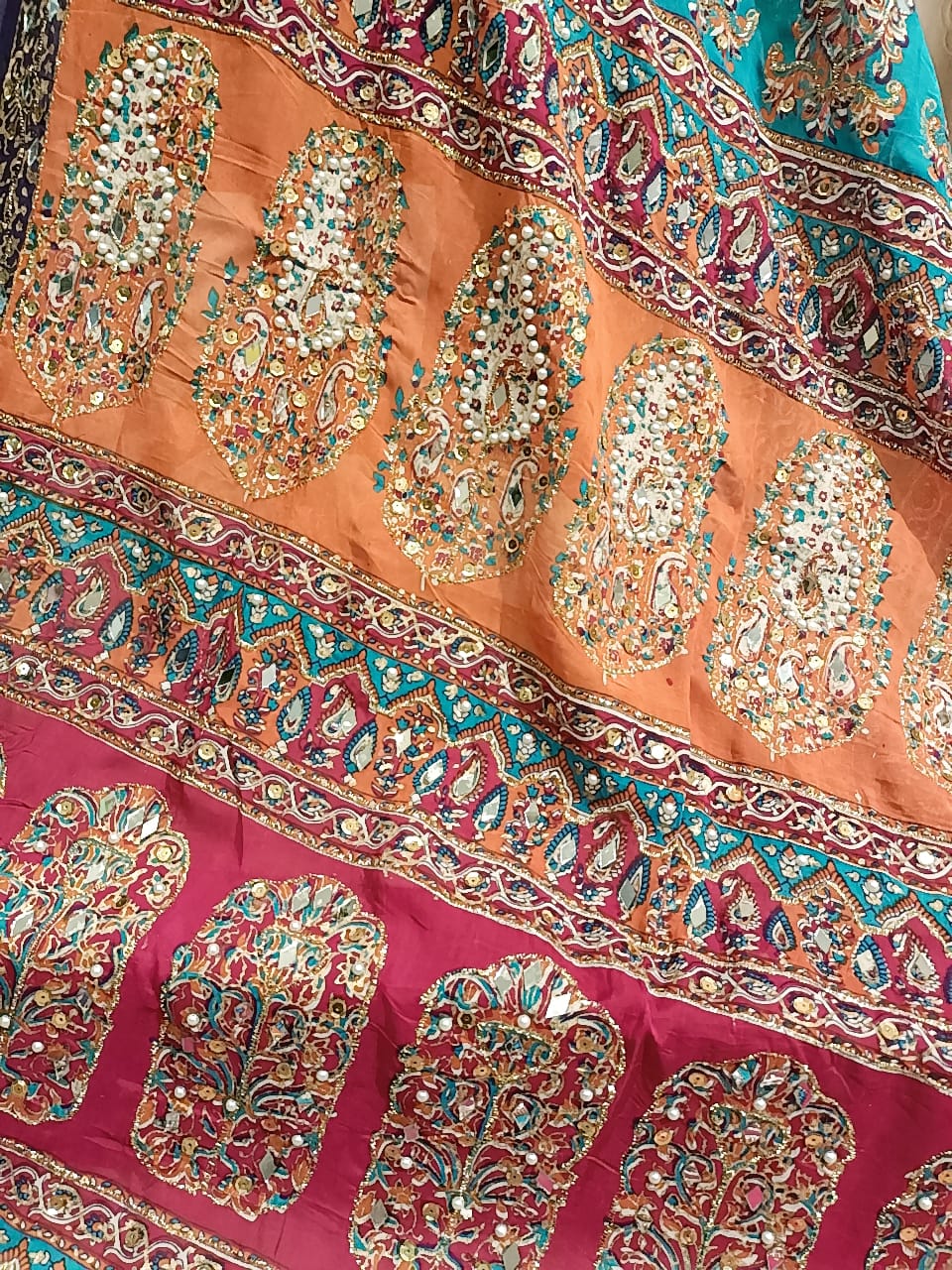 Aaina Embroidered Dupatta - SUNNY Embroidery Creations